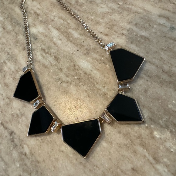 Express Necklace - Picture 2 of 3